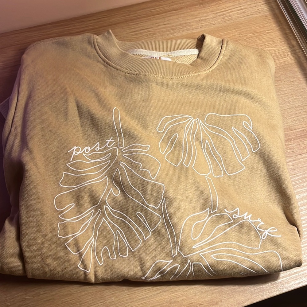 Post surf brand crewneck women’s XS